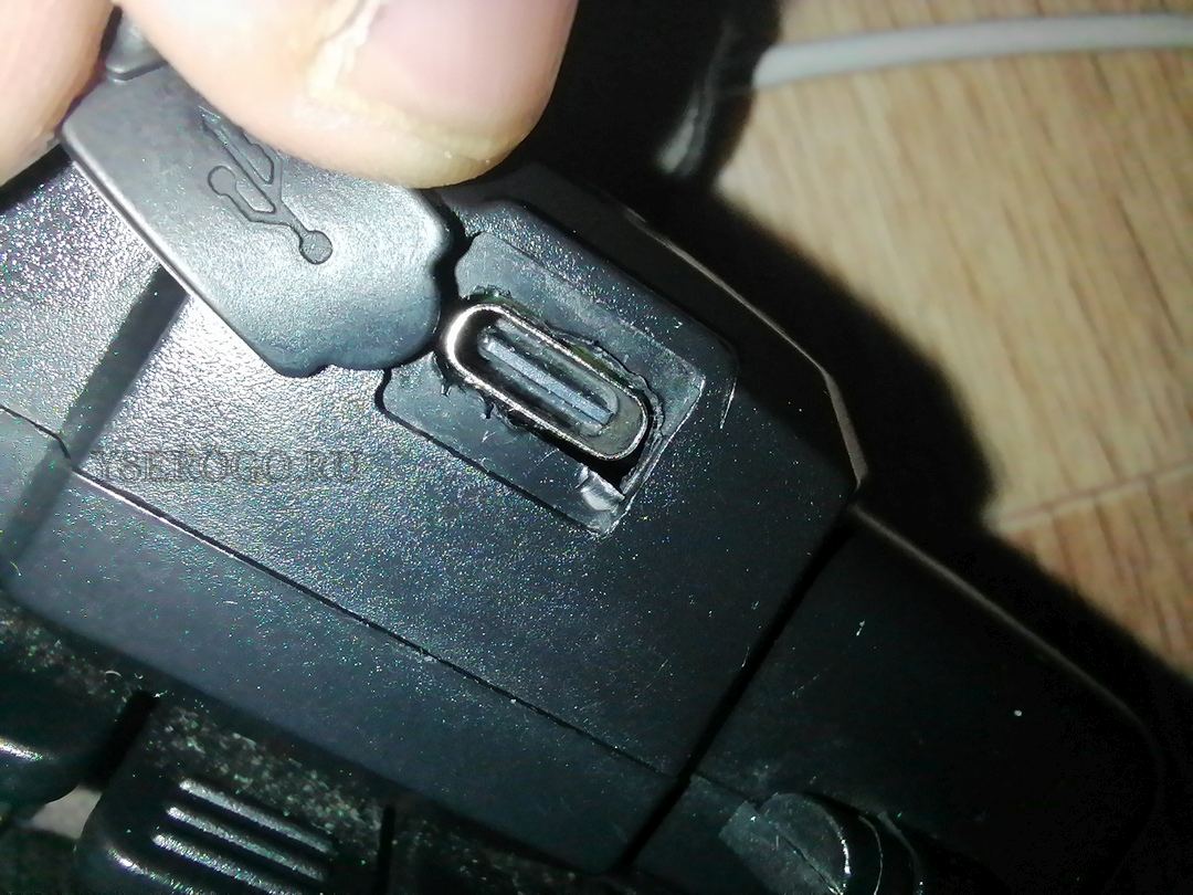 Переделанный зарядный разъем фонарика USB-C